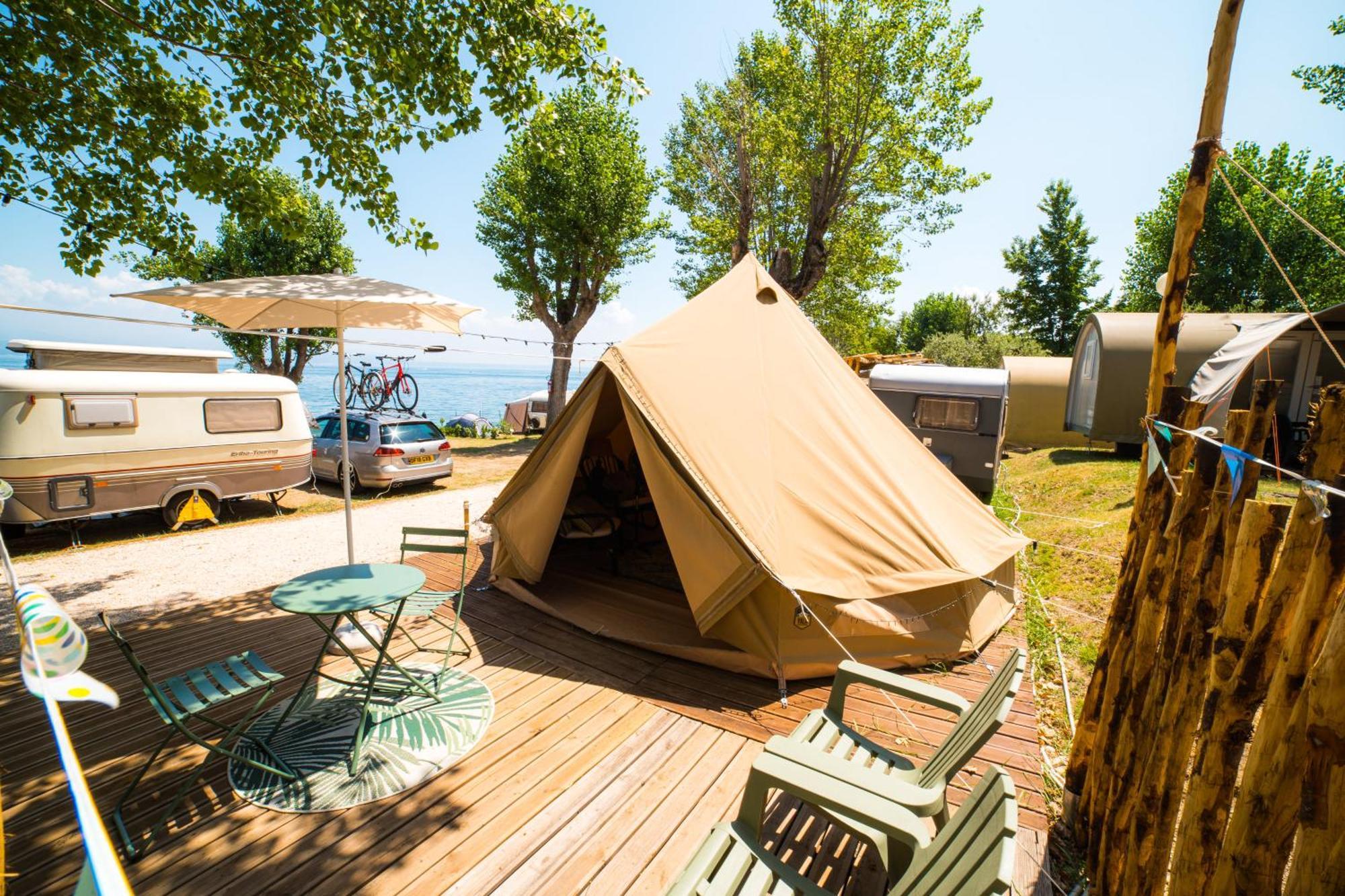 Sivinos Camping Boutique มาแนร์บา เดล การ์ดา ภายนอก รูปภาพ