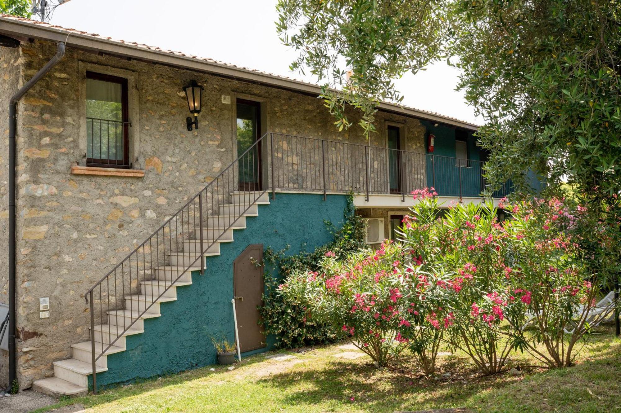 Sivinos Camping Boutique มาแนร์บา เดล การ์ดา ภายนอก รูปภาพ