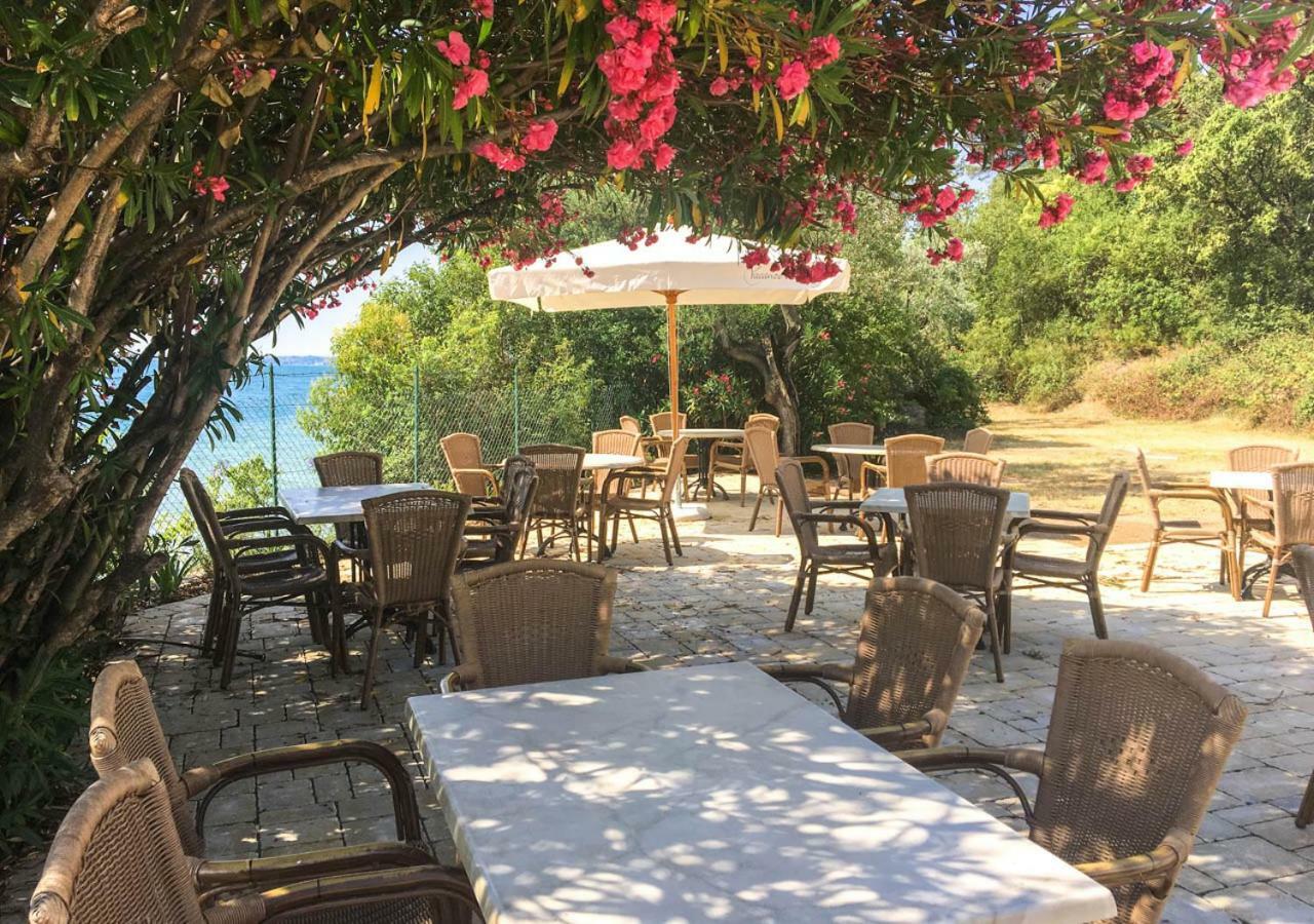 Sivinos Camping Boutique มาแนร์บา เดล การ์ดา ภายนอก รูปภาพ